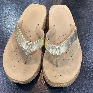 Volatile gold platform wedge sandal